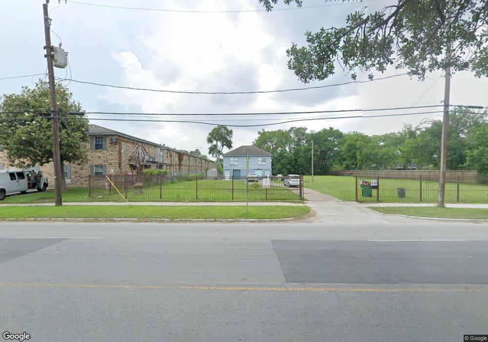 8285 Park Place Blvd, Houston, TX 77017 - photo 1