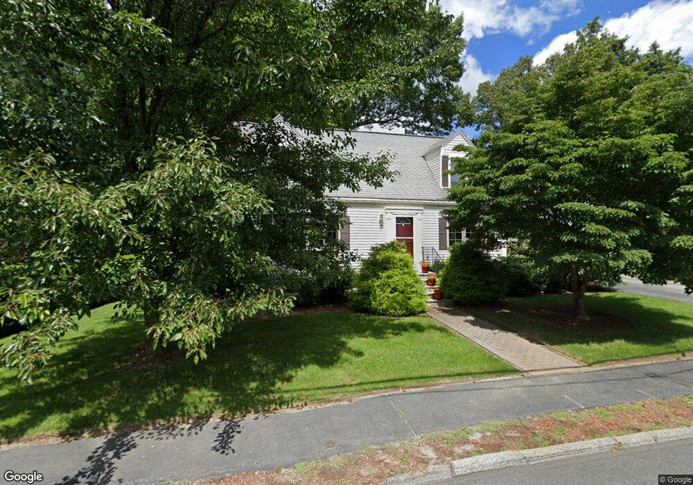 7 Crescent Rd, Woburn, MA 01801 - photo 1