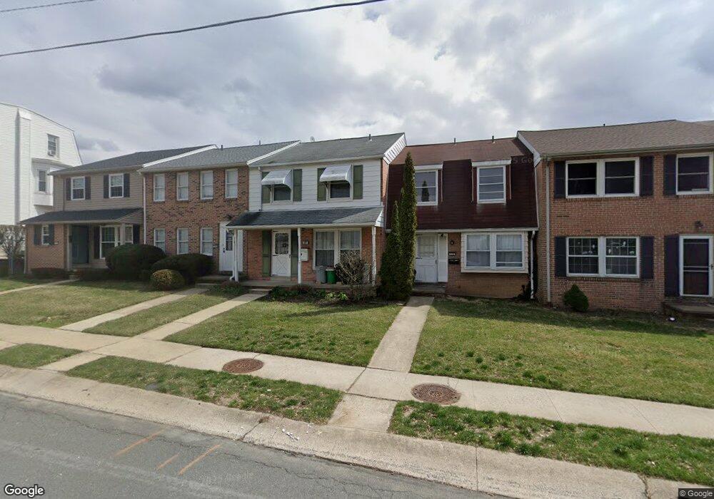 337 S Wyomissing Ave unit L, Reading, PA 19607 - photo 1