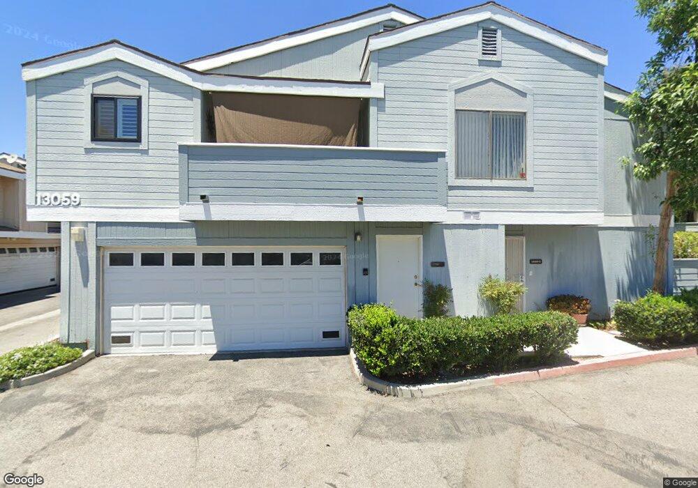 13059 Hubbard St, Sylmar, CA 91342 - photo 1