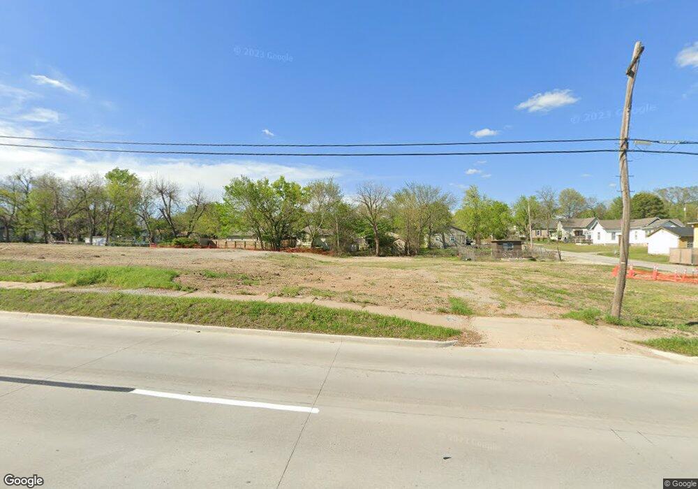 714 E Will Rogers Blvd, Claremore, OK 74017 - photo 1