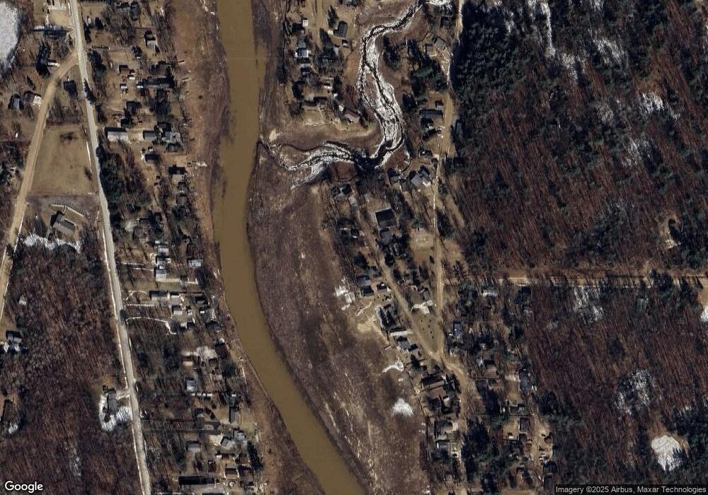 4114 Lakeside Dr, Beaverton, MI 48612 - photo 1