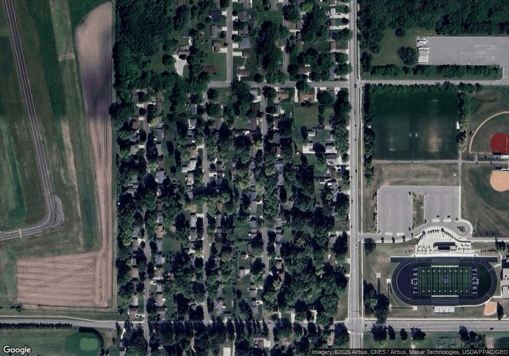 2137 Grand Ave, Albert Lea, MN 56007 - photo 1