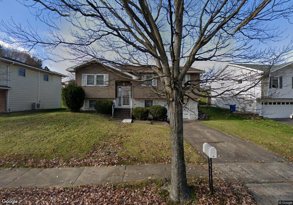 137 E Chestnut St, Wilkes Barre, PA 18705 - photo 1