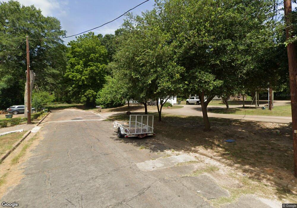 930 Herbert St, Nacogdoches, TX 75964 - photo 1