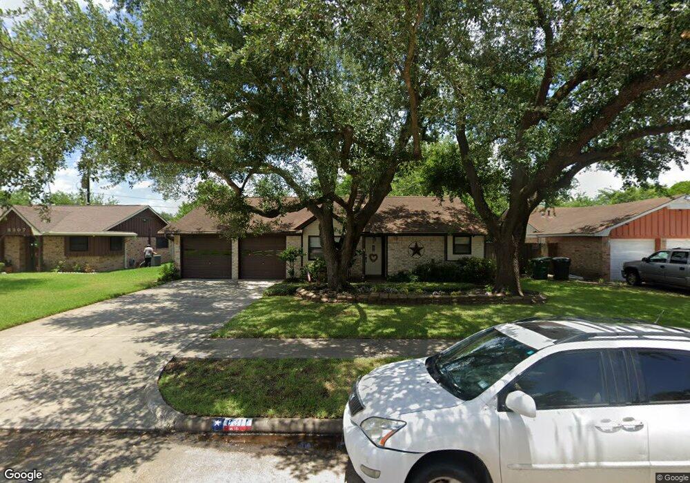 8311 Misty Vale Ln, Houston, TX 77075 - photo 1