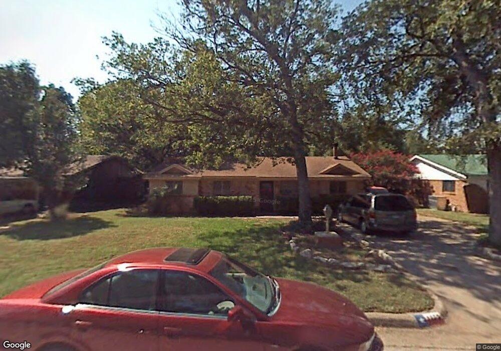 1113 Belle St, Bedford, TX 76022 - photo 1
