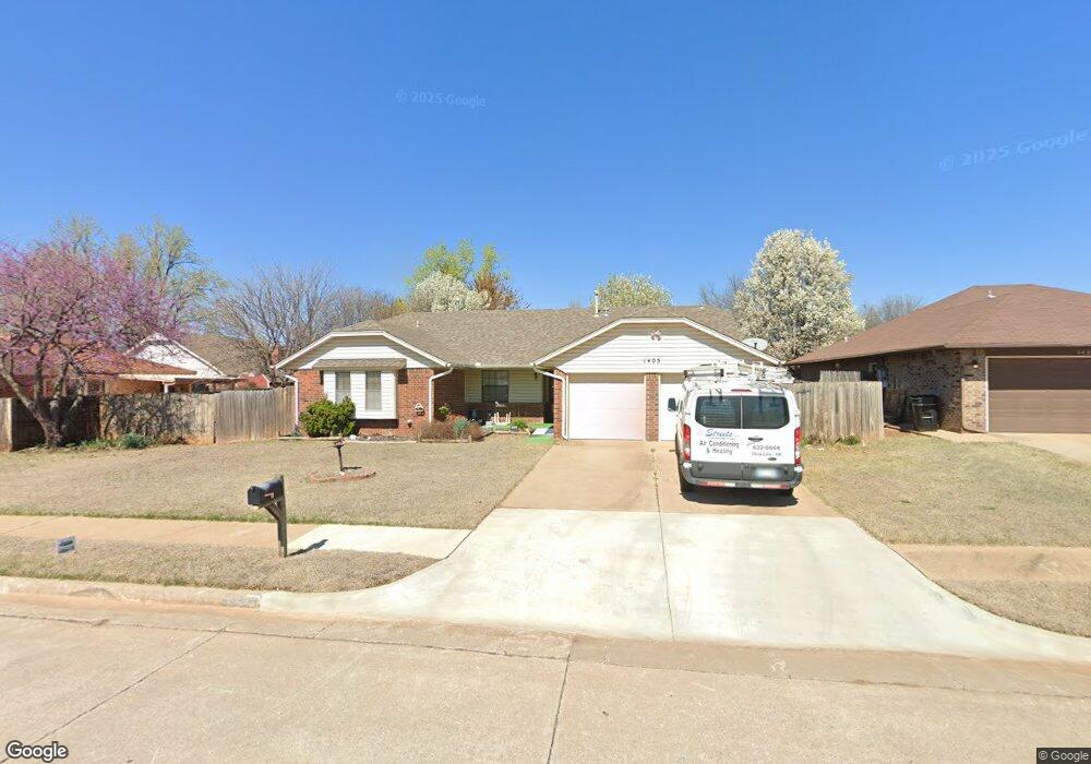 1405 NE 2nd St, Moore, OK 73160 - photo 1