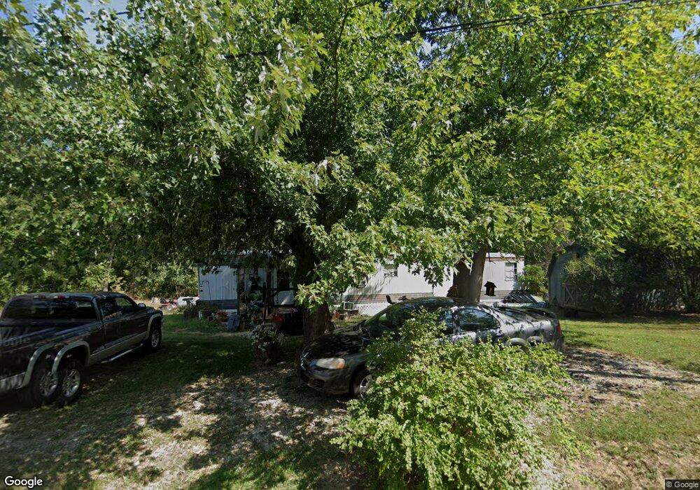 8342 E Georgetown Rd, Columbus, IN 47201 - photo 1