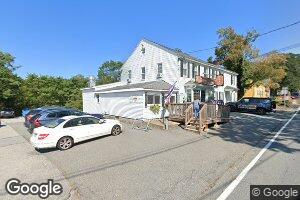 17 Pleasant St, Dunstable, MA 01827