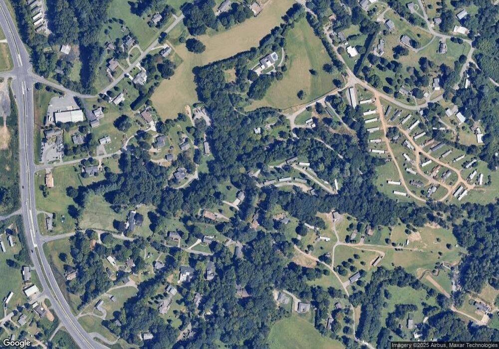 81 1/2 Blue Ridge Acres Rd, Asheville, NC 28806 - photo 1