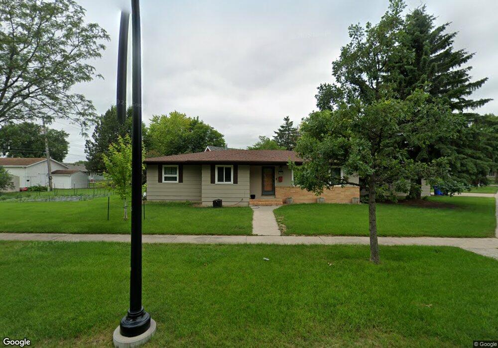 2710 3rd St N, Fargo, ND 58102 - photo 1