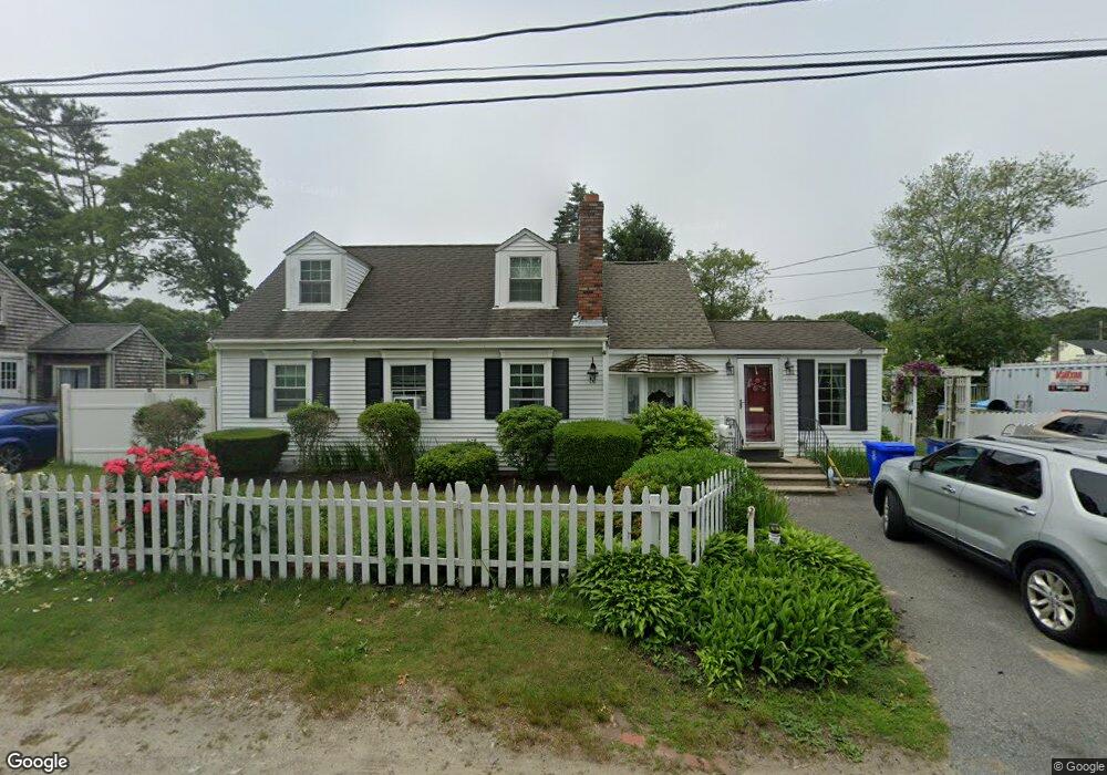 15 Bayberry Rd, Buzzards Bay, MA 02532 - photo 1