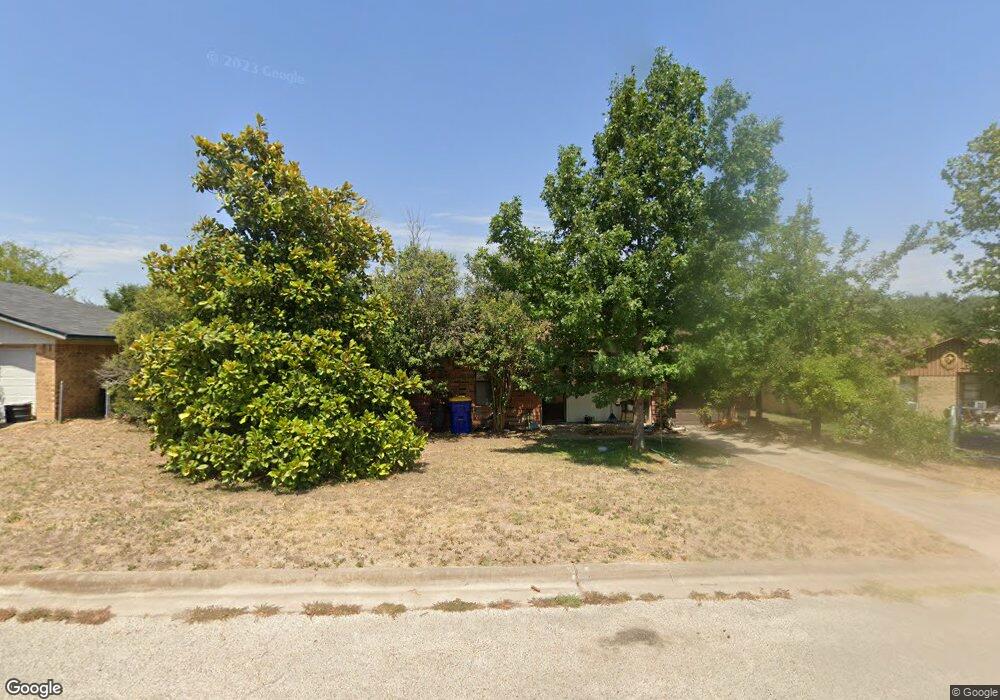 512 Lisa Cir, Troy, TX 76579 - photo 1