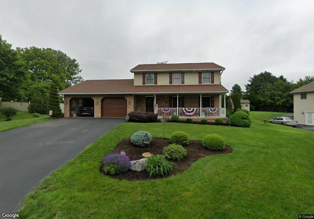 357 Cosell Dr, Chambersburg, PA 17201 - photo 1