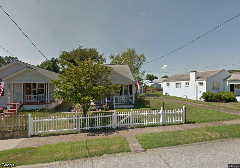 513 20th St, Dunbar, WV 25064 - photo 1