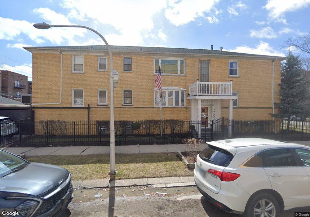 2725 W Glenlake Ave, Chicago, IL 60659 - photo 1