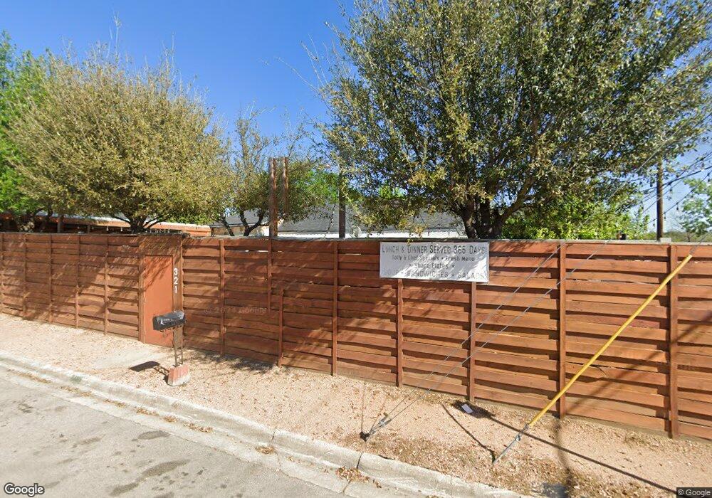 321 E Oak St, Weatherford, TX 76086 - photo 1