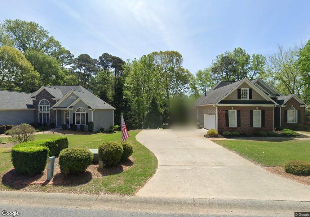 6272 Spring Lake Dr, Flowery Branch, GA 30542 - photo 1