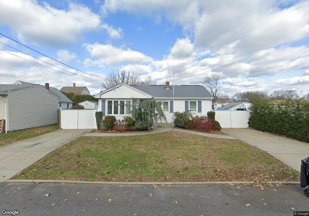 214 Norton St, Riverside, RI 02915 - photo 1