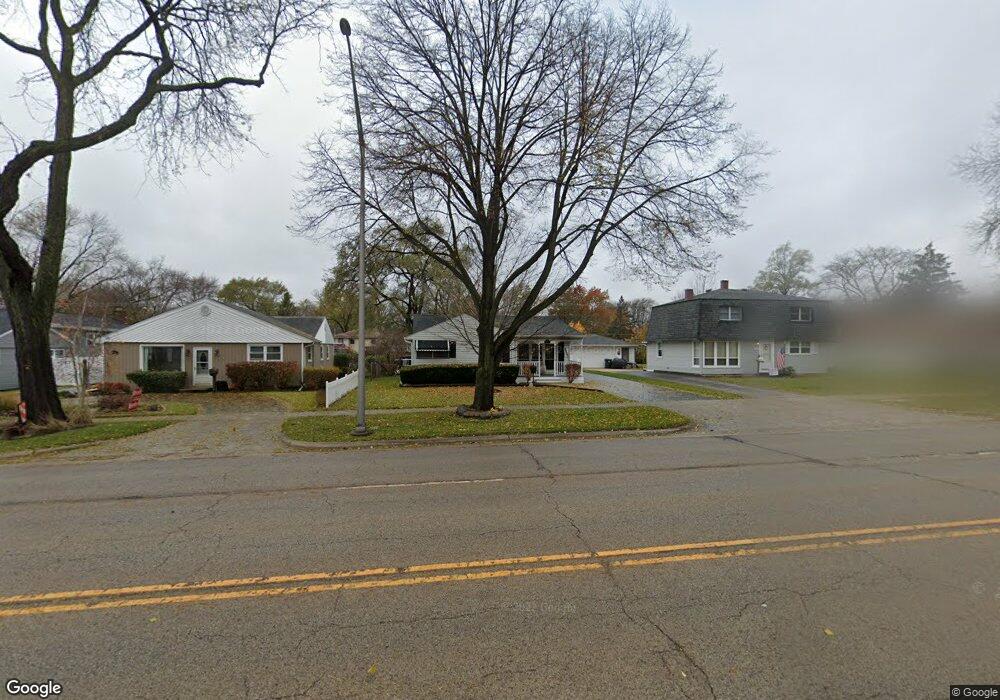 2807 Wilke Rd, Rolling Meadows, IL 60008 - photo 1