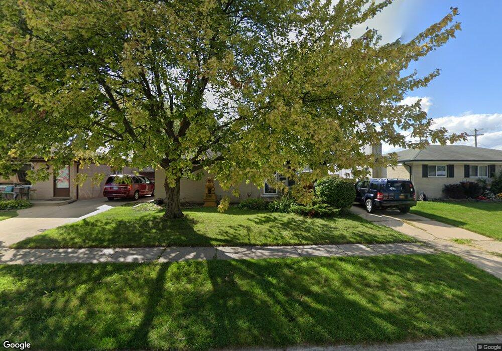 27577 Larry St, Roseville, MI 48066 - photo 1