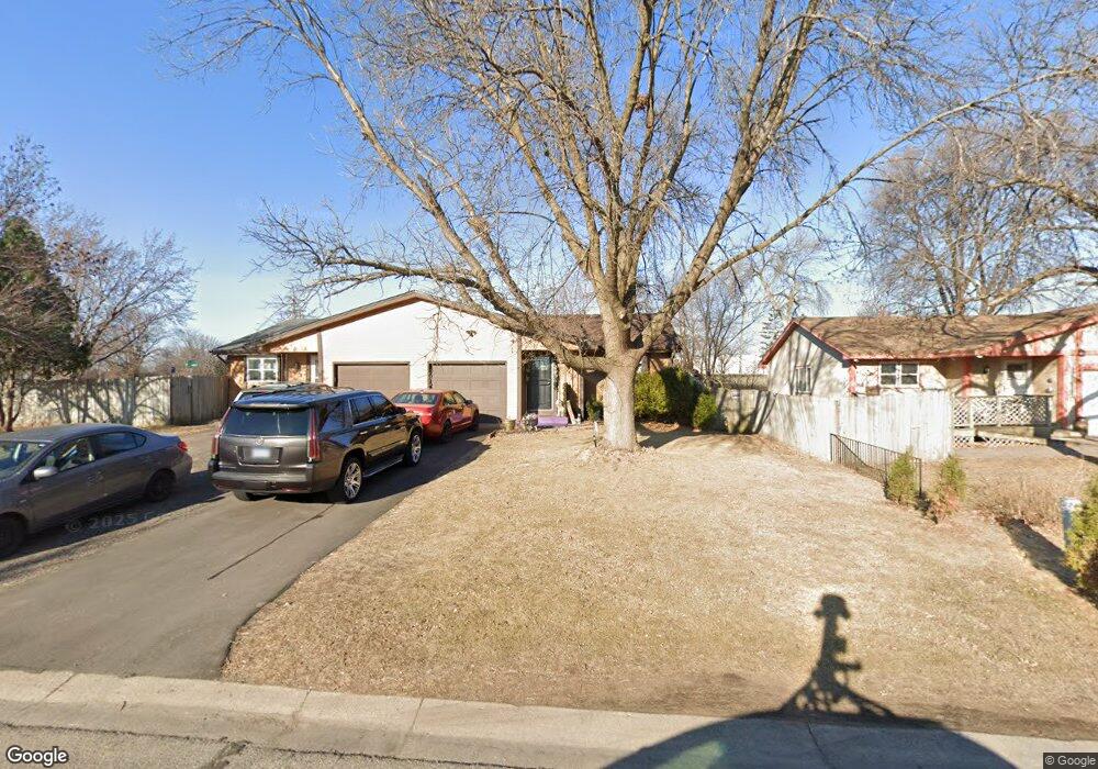 7426 75th Cir N, Brooklyn Park, MN 55428 - photo 1