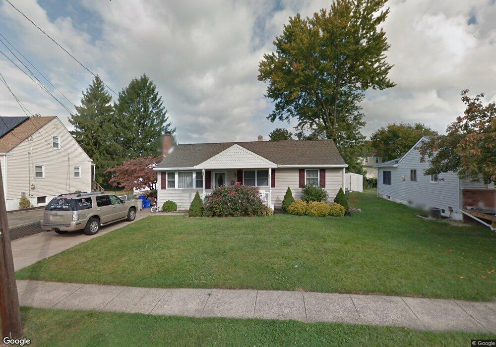 611 Jackson Ave, Magnolia, NJ 08049 - photo 1