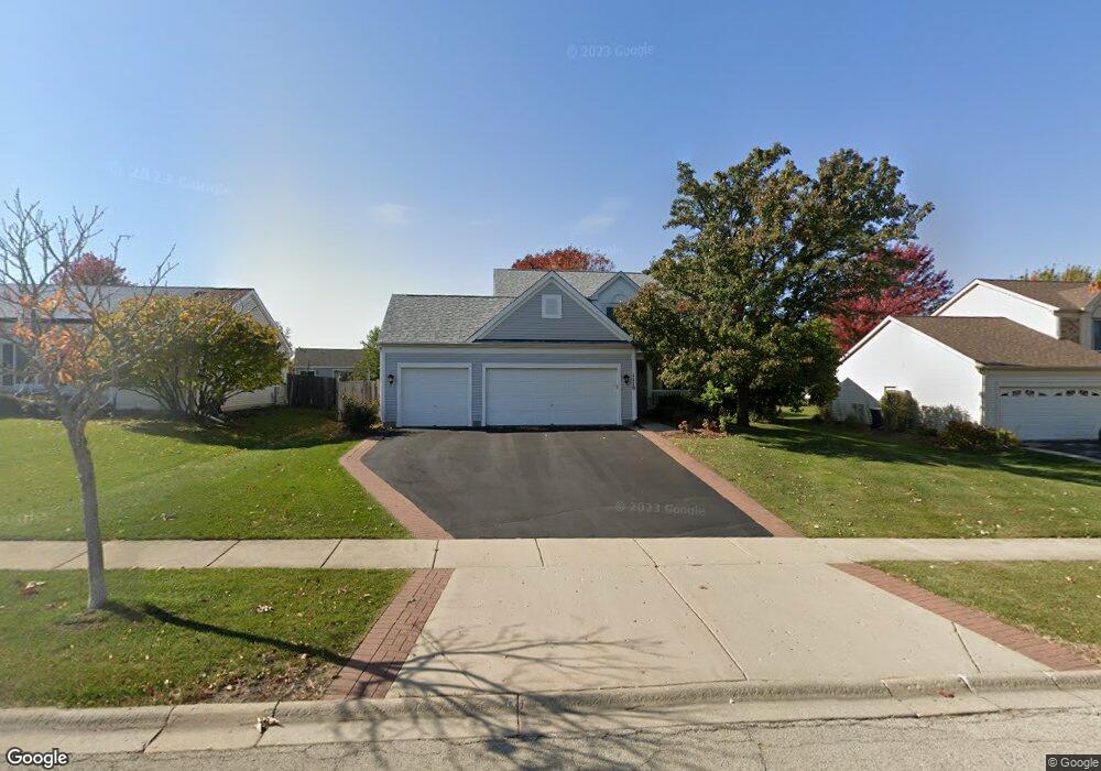 1110 Stonegate Rd, Algonquin, IL 60102 - photo 1