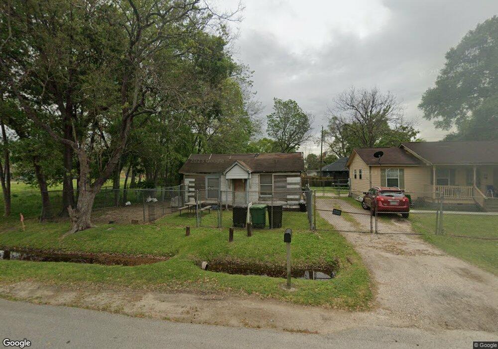 933 Marjorie St, Houston, TX 77088 - photo 1