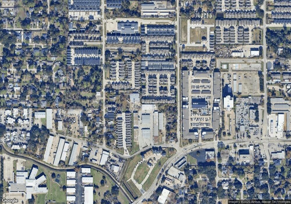 8925 Wind Springs Dr, Houston, TX 77080 - photo 1