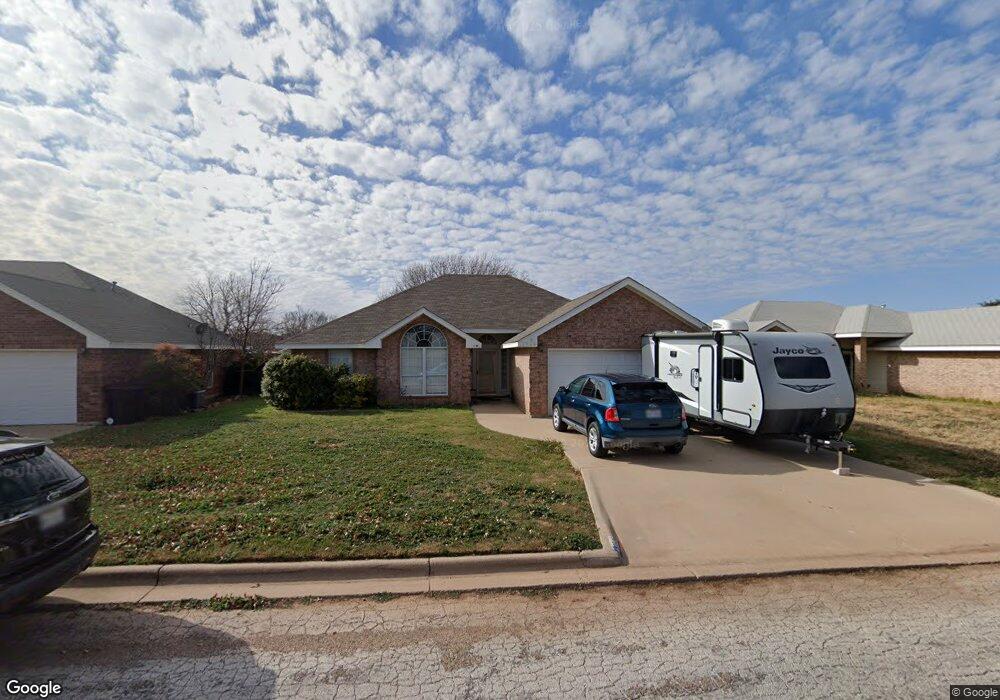 7526 Patricia Ln, Abilene, TX 79606 - photo 1