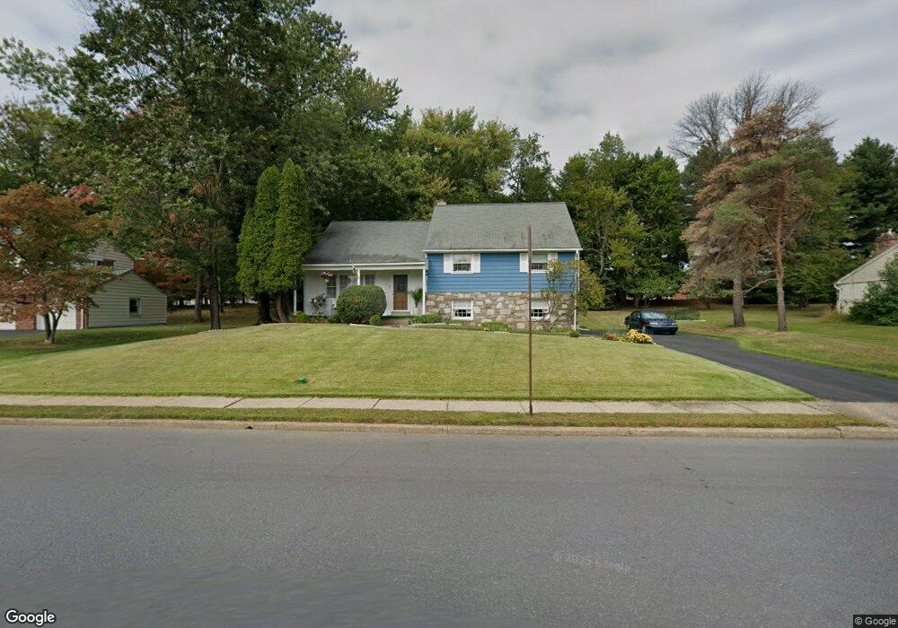 626 Knoll Dr, Lansdale, PA 19446 - photo 1