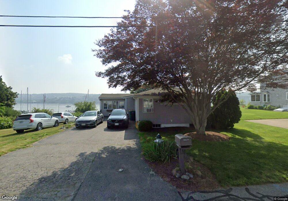 97 Narragansett Blvd, Portsmouth, RI 02871 - photo 1