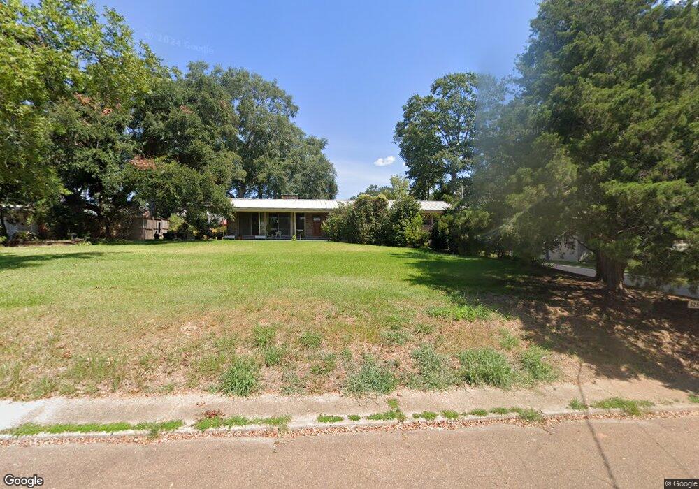 525 Duncan Ave, Natchez, MS 39120 - photo 1
