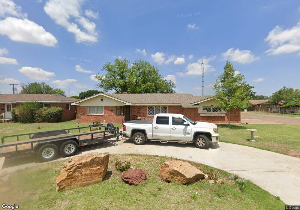 1619 Dallas St, Plainview, TX 79072 - photo 1