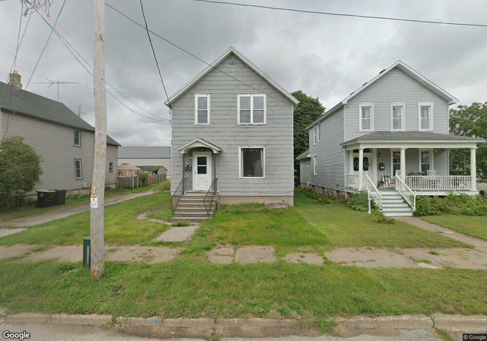 1813 12th St, Menominee, MI 49858 - photo 1