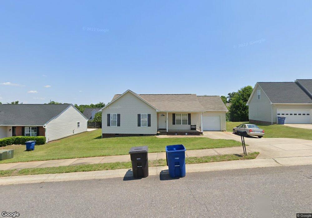 936 Faye St, Statesville, NC 28677 - photo 1