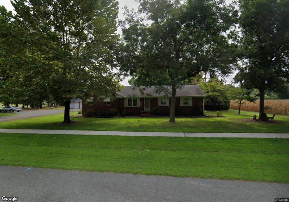 730 E Magnolia Ave, West Point, VA 23181 - photo 1