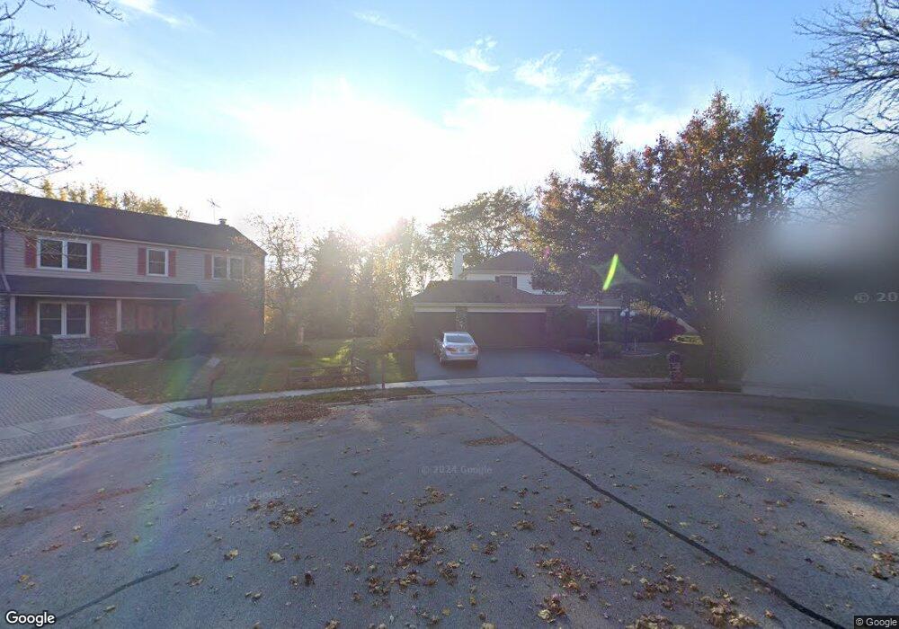 1636 Carnegie Ct, Naperville, IL 60565 - photo 1