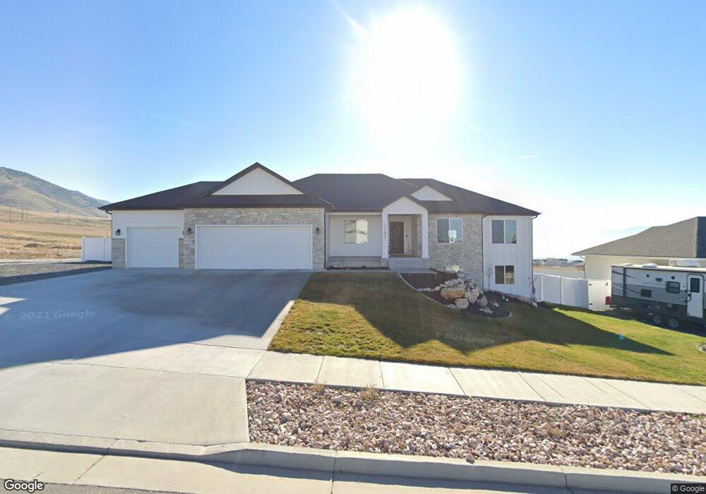 1242 E 300 S, Smithfield, UT 84335 - photo 1
