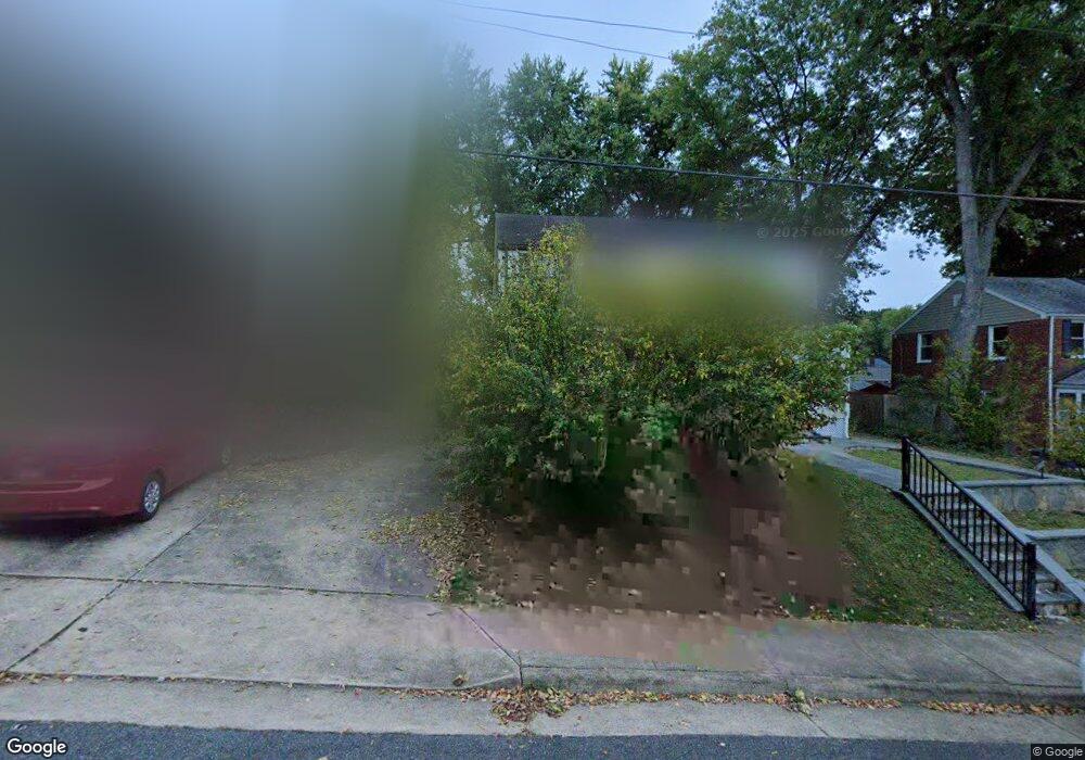 2631 Farmington Dr, Alexandria, VA 22303 - photo 1