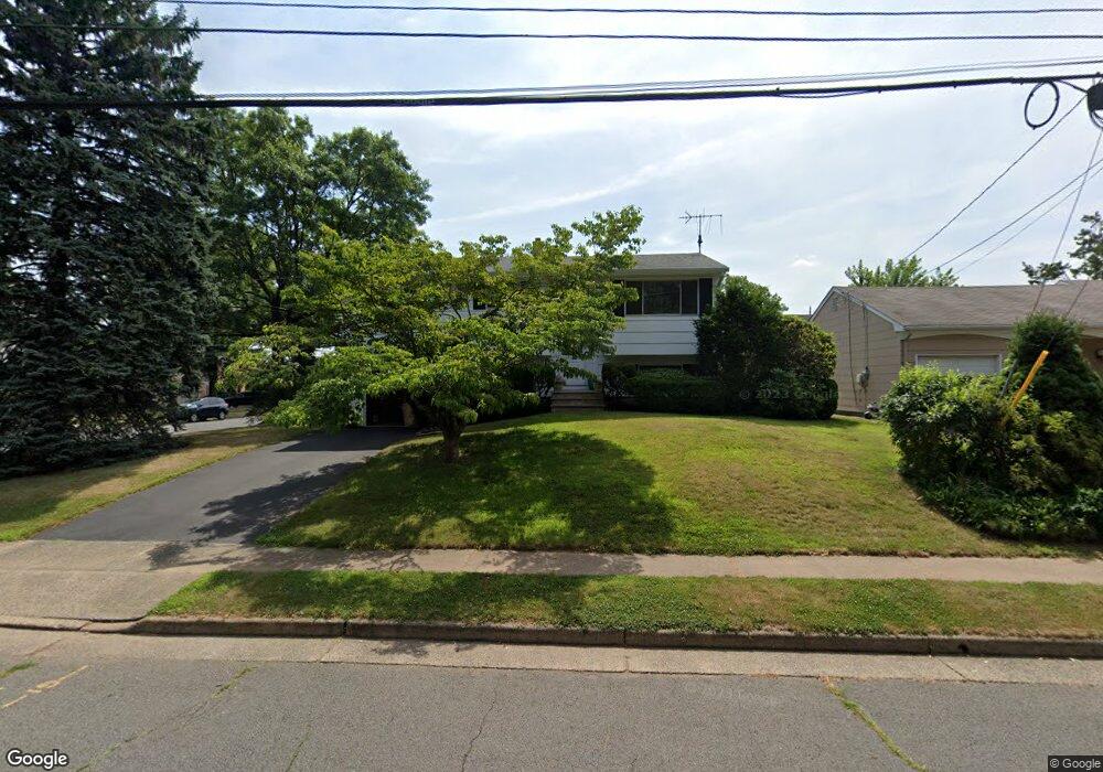 1 Princeton Dr, Middlesex, NJ 08846 - photo 1