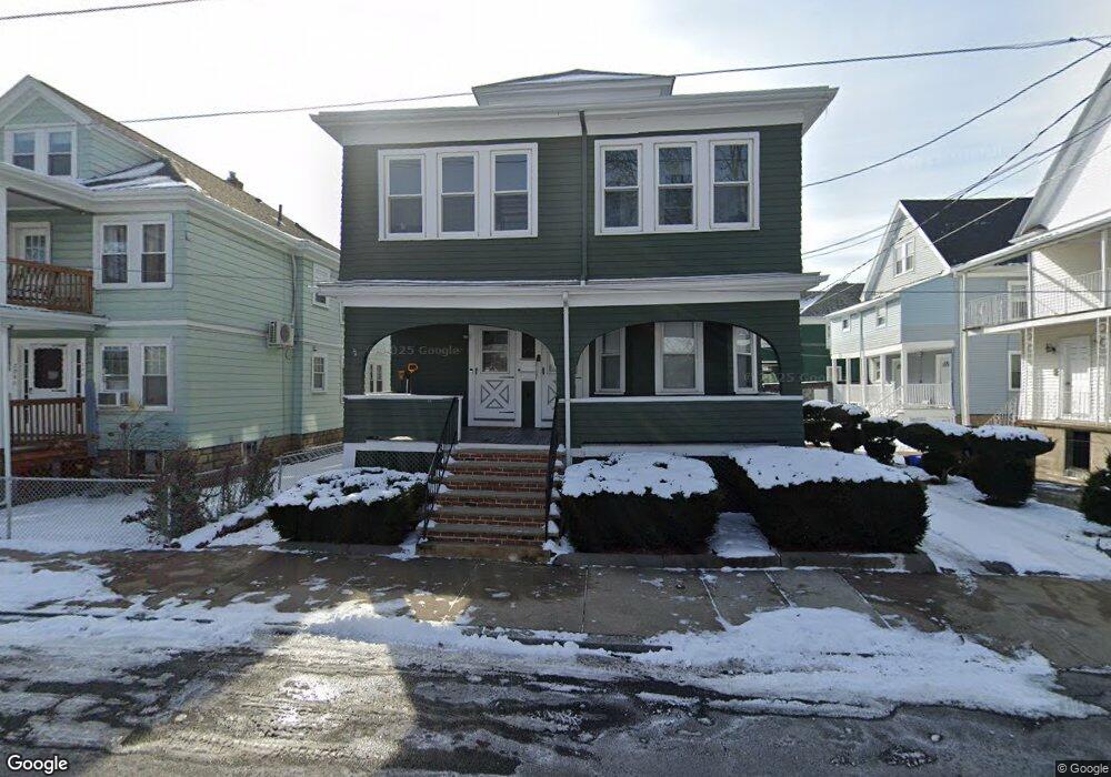 210 Malden St unit 212, Malden, MA 02148 - photo 1