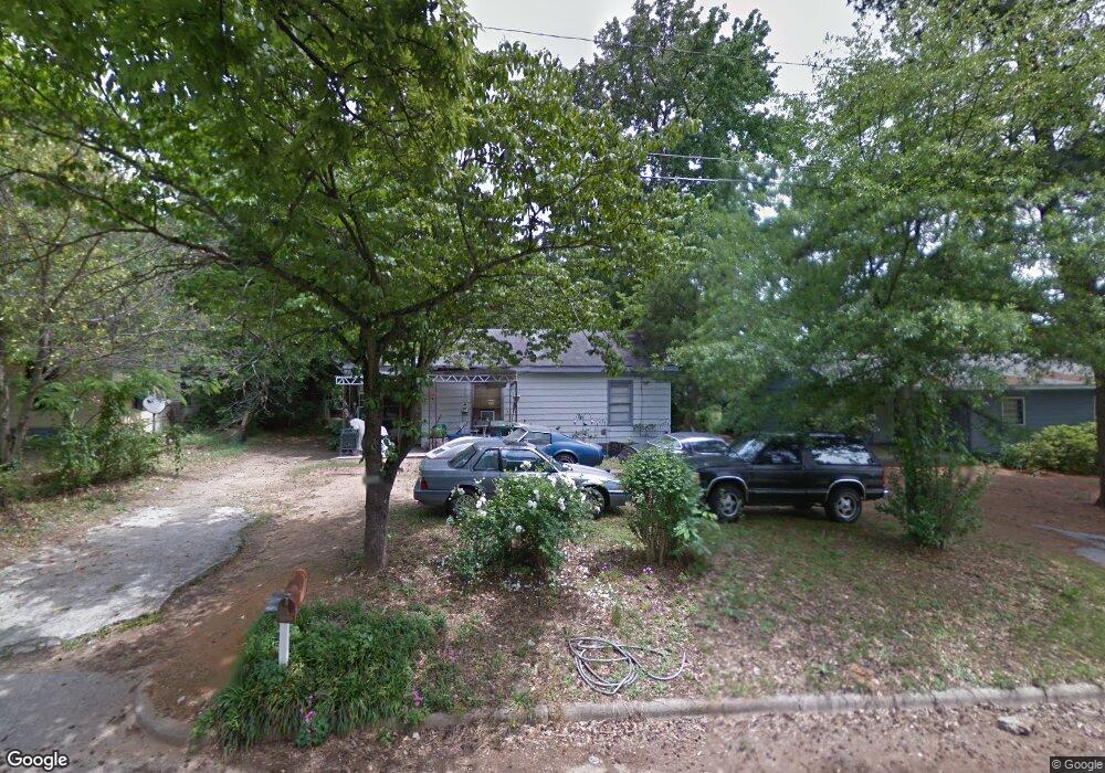 3927 Dover St, Macon, GA 31204 - photo 1