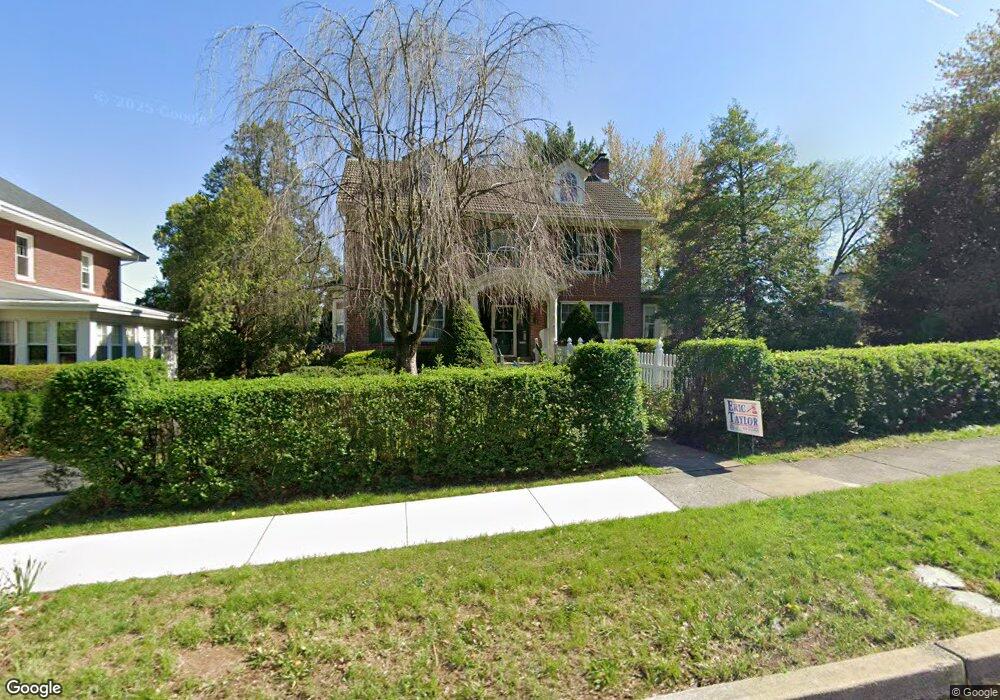 8 Upland Rd, Reading, PA 19609 - photo 1