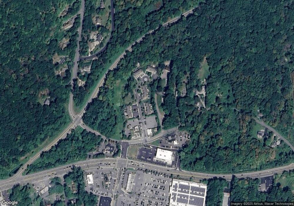 2512 Crompond Crossing, Yorktown Heights, NY 10598 - photo 1