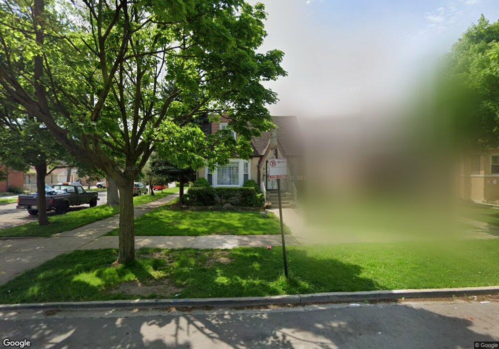 5301 W Oakdale Ave, Chicago, IL 60641 - photo 1