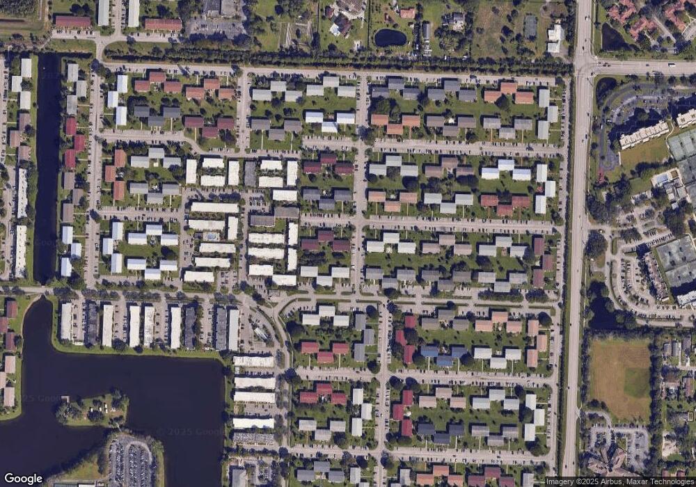 36 Coventry B unit 36, West Palm Beach, FL 33417 - photo 1