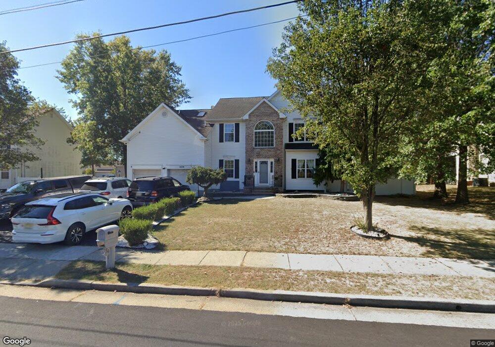 606 Kenneth Ave, South Plainfield, NJ 07080 - photo 1